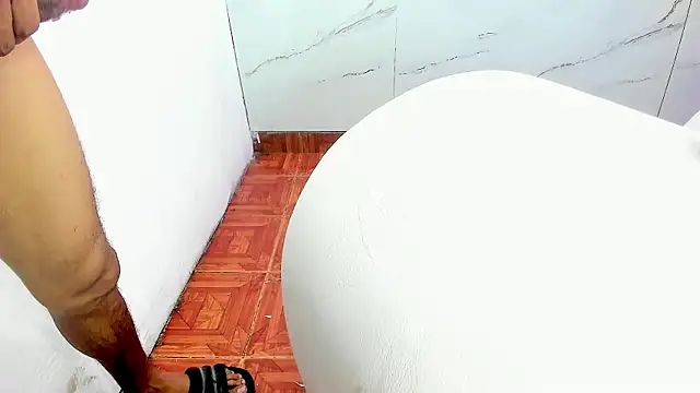 AmazingOrgasm webcam