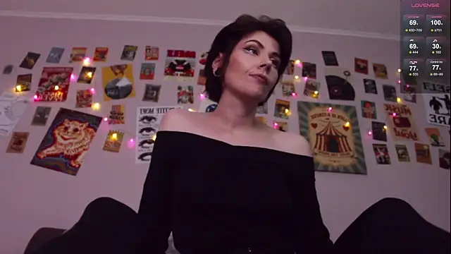 Luna_Blake webcam