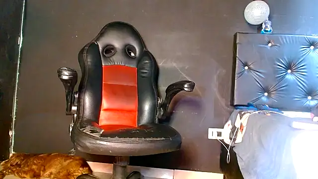 FuckHardlove webcam