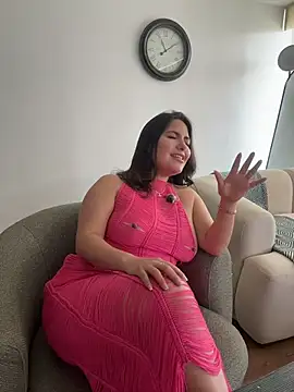 sukhakunis1 live webcam show