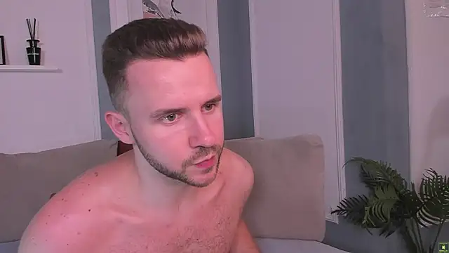 EnriqueBarberry live webcam show