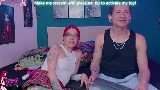 AmorMortal live cam on StripChat