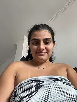 carlafox05 live webcam show
