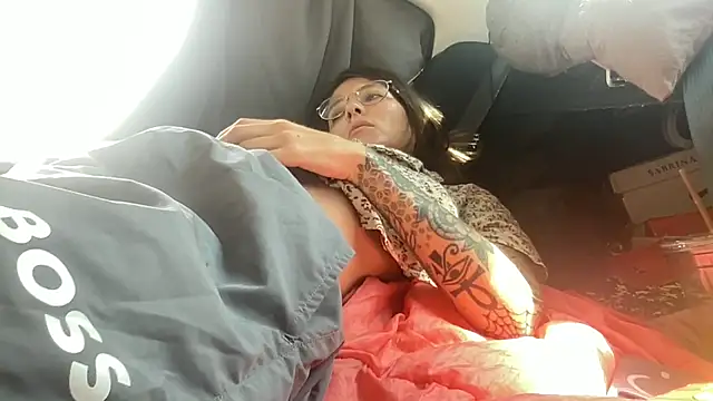 dddasani live webcam show