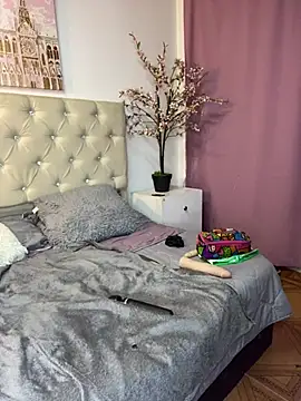 Andrea_secret_ webcam