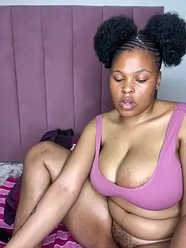 Bubbles156 live webcam show