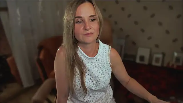 MiaSparkes webcam