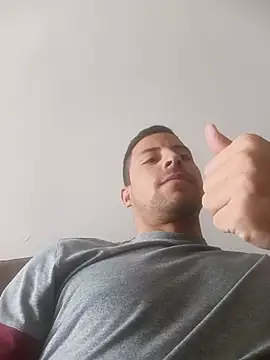 Cris_LaCobra_ webcam