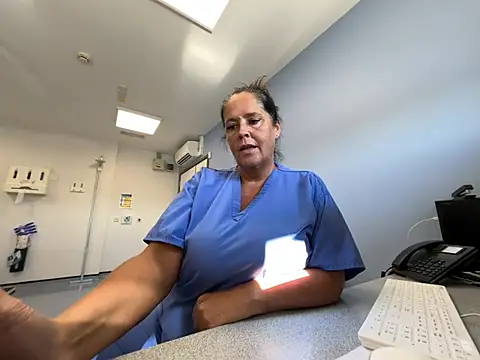 Queen_Dee_X live webcam show