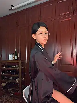 luoyoyo live webcam show