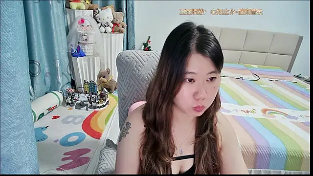 OnlyLove-2026 live cam on StripChat