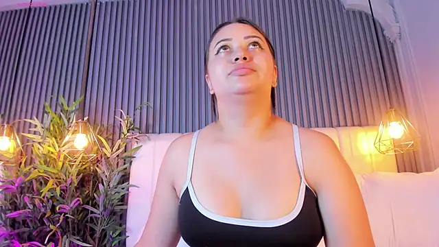 AnaisClark webcam