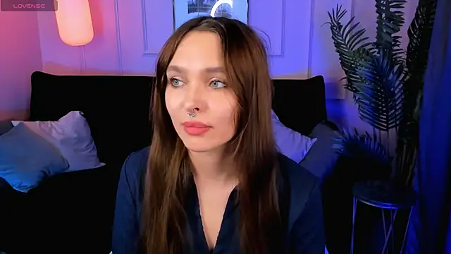 ChloeSunny webcam