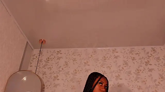NathalyLeen live cam
