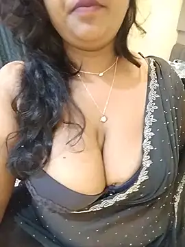 Cutee_Amrita live webcam show
