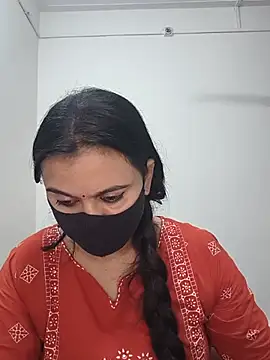 spasyQueen69 live webcam show