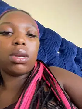 CocoTrouble live cam on StripChat