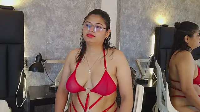 yeral2017 live cam on StripChat