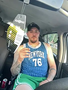 DaNNyeL016 live cam on StripChat