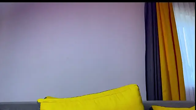 Dreamyblushfairy live cam on StripChat