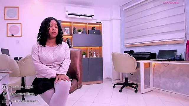 Franshesca_HotxxX webcam