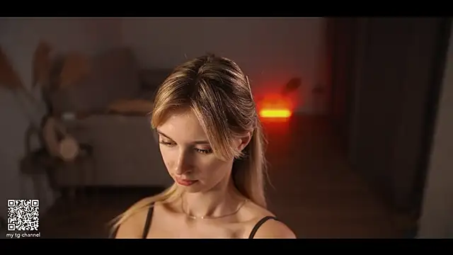 hereandnows_ live webcam show