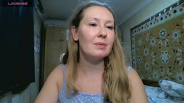 AnnaXLovers live webcam show