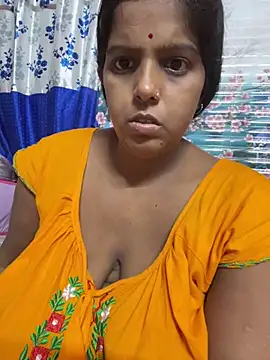 Beauty-queen live cam on StripChat