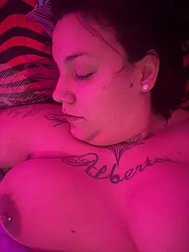 TuFantasiaYTuMorbo live webcam show
