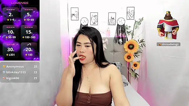 Ccinamonjazz live cam on StripChat