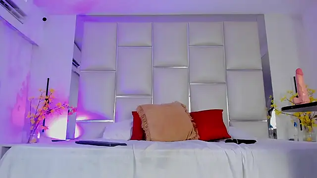 IsabellaVillalobos webcam