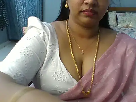 Tamil_hot_Meenu live webcam show