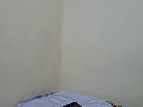babyellah webcam