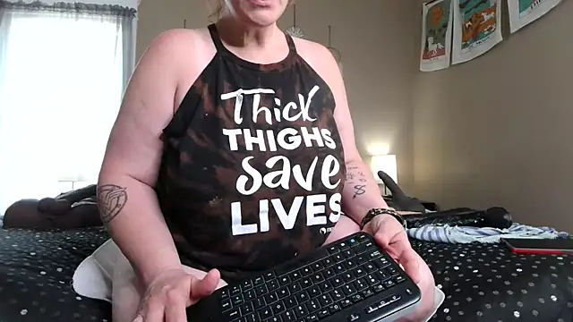 onlyhotbbw75 live webcam show