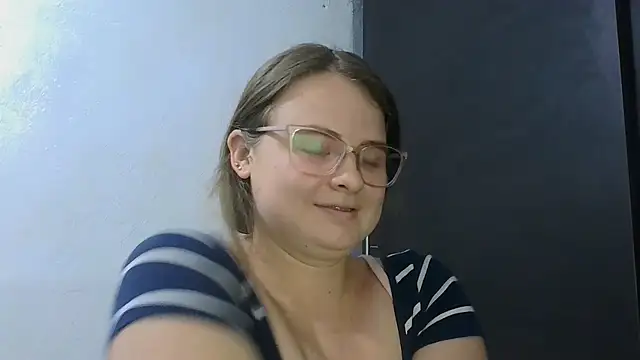 HellenMiyer1111 live cam on StripChat