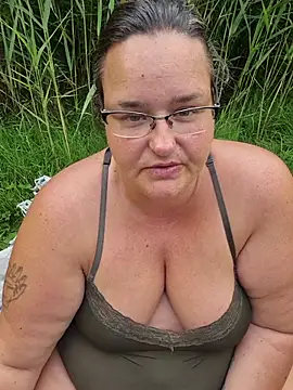 XxGipsyxX live cam on StripChat