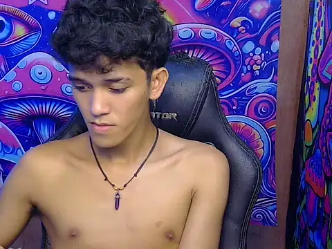 hugekenbigcock (M young) - cum with me