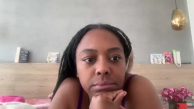 ChocolateCakeQueen webcam