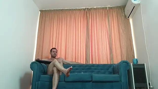 BLOND_GOD live cam on StripChat