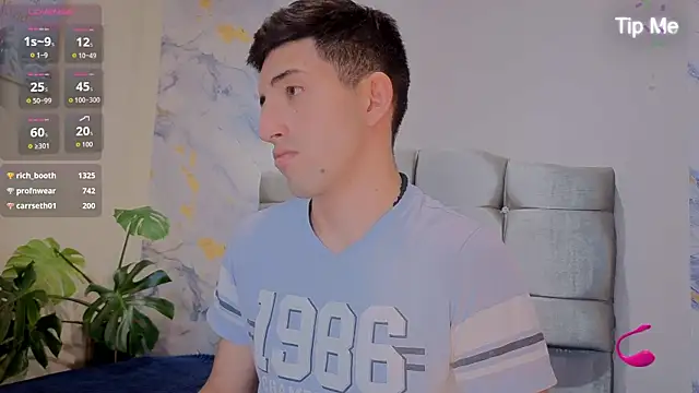 Un_Sluttyy webcam