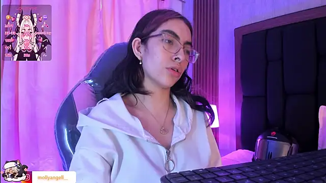 Molly_A webcam