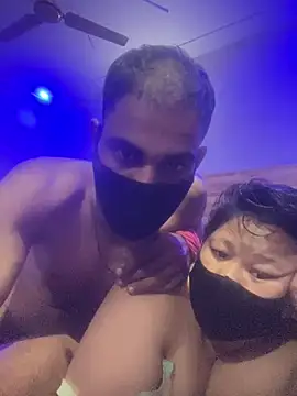 Hoti-bhabhi- webcam