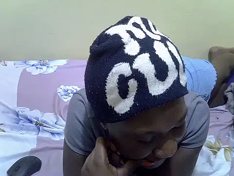 black_eebbony live cam on StripChat