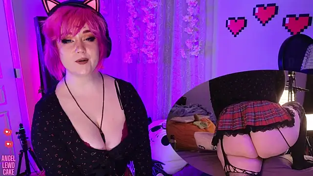 Angel-Lewd-Cake live cam