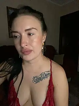 Roxana_Bell live cam on StripChat