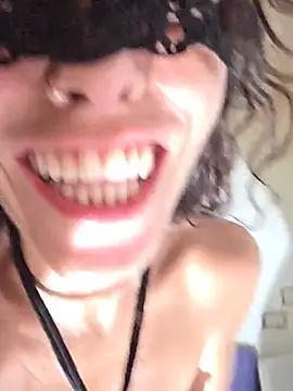 EmySkinny85 live webcam show