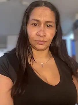 Carola-Ross live cam