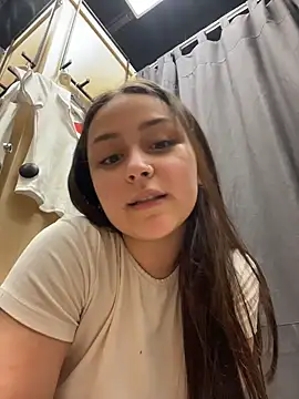 EvelynFly live webcam show