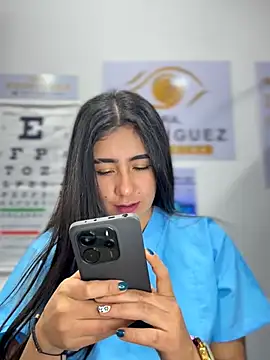 CAROLINE__07
