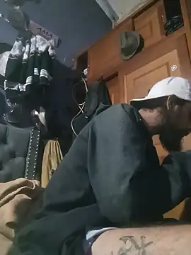 hairy_mannn webcam